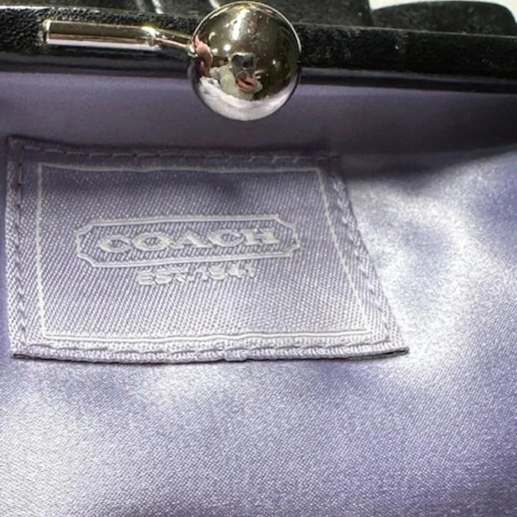 🧚🏻HOST PICK🧚🏻 Coach Black Satin Wristlet with Swarovski Hangtag EUC - Picture 6 of 13
